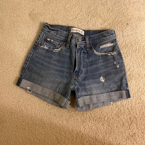 Abercrombie Jean Shorts - Picture 3 of 4